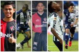 Son pocos los catrachos que hicieron carrera en México: Carlos Pavón, Raúl Sambulá, Dolmo y Juan Flores… Beckeles. Luego algunos ni siquiera llegaron a jugar en liga como Denil Maldonado. La lista es enorme y algunos delanteros no marcaron.