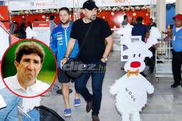 Momentos cuando el entrenador Martín 'Tato' García abandonaba el país y disparó contra Héctor Vargas, DT de Marathón quien antes había despotricado contra él.