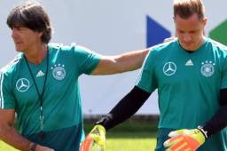 Joachim Löw le comunicó a Ter Stegen que Manuel Neuer será el titular durante el mundial de Rusia 2018.