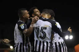 Honduras Progreso vivió una bonita noche en el estadio Humberto Micheletti, donde derrotaron 2-0 al Victoria y sumaron su primer triunfo.