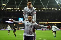 Salah y Alex Oxlade Chamberlain marcaron los goles de la victoria del Liverpool ante el West Ham en la Premier League.
