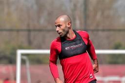 Javier Mascherano termina su contrato con el club chino en diciembre y llegaría ahora a Estados Unidos.