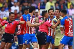 Antonio Briseño ya se ha disculpado públicamente con Gio Dos Santos por su fuerte entrada en el clásico, misma que lo mandó al hospital.