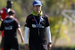 Carlos Restrepo además dijo que 'me pareció mediocre el espectáculo' tras decisiones arbitrales.