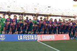 Toda la plantilla de Barcelona y el cuerpo técnico ha sido presentado ante su afición en el partido ante el Mónaco por el Trofeo Joan Gamper.