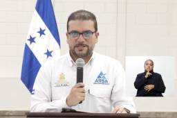 El vocero de Sinager, Francis Contreras, recomendó a la población hondureña el uso permanente de mascarilla cada vez que se sale de casa. Foto cortesía