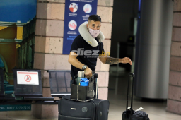 El futbolista argentino llega para reforzar la zona ofensivas de las águilas del Motagua en el presente torneo Clausura.