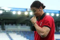 Según Le Parisien, Ibrahimovic quería volver al PSG antes de renovar por un año más con el Milan.