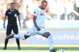 Jerry Bengtson pasó de villano a héreo, falló un penal, pero luego anotó el gol del triunfo. Foto: Ronal Aceituno.