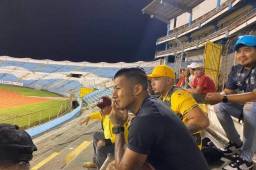 Iván “Chino” López reaparece como aficionado en el estadio Olímpico tras su polémica salida del Motagua