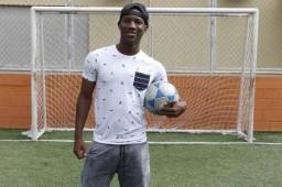 Darixon Vuelto asegura que si sale del Real España será a la MLS. Foto DIEZ