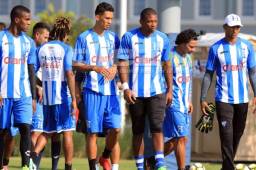 Allans Vargas no ha podido ver acción en Copa Oro por una lesión y Pinto confirmó que se quedará con Honduras, no llamarán a nadie en su lugar. Foto Ronald Aceituno