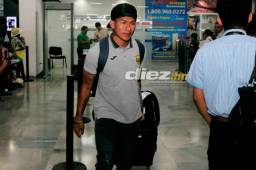 Iván 'Chino' López a su arribo a San Pedro Sula. El club ya piensa en el juego de este miércoles con Platense. Fotos Moisés Valenzuela.