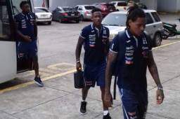 La selección de Honduras llegó temprano a la práctica y burló a la prensa panameña.