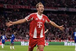 Bayern Múnich, con doblete de Harry Kane, amarga el regreso del Chelsea a la Champions League