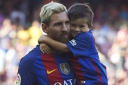 Lionel Messi junto con su hijo mayor, Thiago.