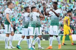 Santos venció con contundencia al América en la semifinal de ida en México.