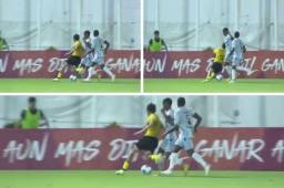 Polémico penal: Nixon Cruz se arma un clavado en el área y el árbitro sanciona la falta para Real España