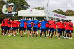 Pedro Troglio sorprende y se llevaría futbolista de Olimpia para reforzar las filas de Banfield de la Liga argentina