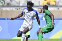 Albert Elis es uno de los delanteros titulares en la selección nacional.