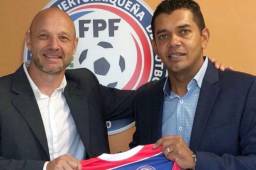 El entrenador hondureño Amado Guevara es el entrenador de Puerto Rico.