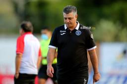 Diego Vázquez está siendo cuestionado por los aficionados del Motagua por tener ocho juegos sin ganes.