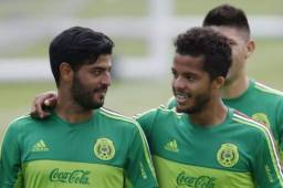 Los amigos están en las buenas y en las malas, Carlos Vela es fiel a esa filosofía.