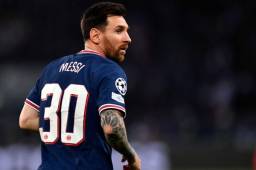En su arribo al PSG, Leo Messi le quitó el dorsal 30 al portero Alexandre Letellier.