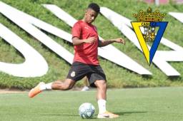 El delantero hondureño Antony 'Choco' Lozano será jugador del Cádiz de la segunda de España informan medios de ese país.