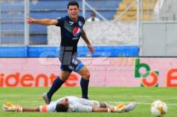 El delantero de Motagua celebra su gol ante Real España en el Nacional.