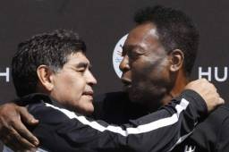 'Siempre te apoyaré', le dice Pelé a Diego Maradona en su cumpleaños 60.