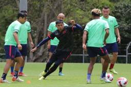 El Municipal de Guatemala entrenó en el Centro de Alto Rendimiento del Olimpia, pues el Nacional está reservado para el juego de esta noche entre Motagua y el Cibao, siempre por la Concacaf League. FOTOS: David Romero.