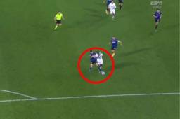 La jugada polémica del partido entre Atalanta y Real Madrid. ¿Era tarjeta roja?