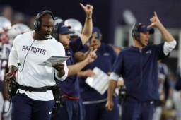 El hondureño Brian Flores tuvo un buen desempeño en su primer partido con la defensiva de los Patriots bajo sus órdenes. Foto Cortesía THE TELEGRAM