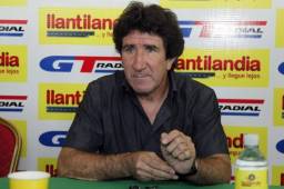 El técnico Héctor Vargas atizó con todo contra Osman Madrid y confiesa que fue el culpable de que se marchara de Olimpia un Seleccionado Nacional. Foto DIEZ