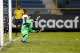 Rougier fue figura en la tanda de penales ante Alianza al atajar dos remates.