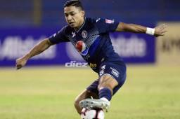 Izaguirre no ha desentonado en la nueva posición que lo está ubicando Diego Vázquez ante la ausencia de mediocampistas.