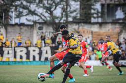 Daniel Carter marcó uno de los goles del Real España en el amistoso ante Real Juventud.