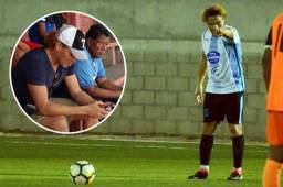 Rambo se vio concentrado horas antes del partido en las gradas del estadio de San Manuel.