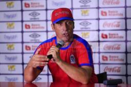 Pedro Troglio salió contento tras el triunfo ante Motagua en el Olímpico.