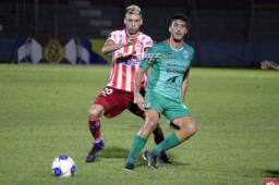Bruno Volpi entró de cambio y no pudo cambiar la historia. Al final Marathón consigue un punto valioso ante Vida en La Ceiba. Fotos Samuel Zelaya