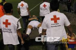 Johnny Leverón no pudo continuar en el choque de anoche ante Real España.