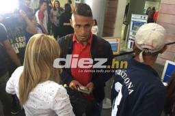 Alex López ya no es jugador del Olimpia y ahora defenderá la camisa del Alajuela.