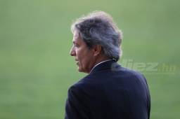 Carlos Restrepo deja todo en manos de los directivos sobre su futuro.