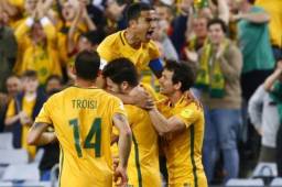 Australia convocó a tres delanteros netos, entre ellos al goleador Tim Cahill. Foto AFP