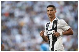 Pese a no haber marcado todavía en la Copa de Europa, Cristiano cierra sus primeros tres meses en el Juventus de forma positiva, con el club lanzado hacia la consecución de su octavo título liguero consecutivo y encaminado hacia el pase de ronda en Europa.