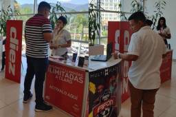 El Rey del Fifón 2020 abrió sus inscripciones. Los 'gamers' llegaron desde temprano para anotarse. Fotos Jacobo Bautista