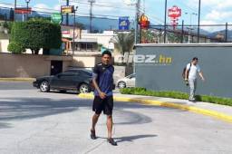 El defensa viajará este martes a Costa Rica, mientras tanto entrenó con Motagua.