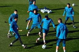 Varane y Bale viajan siendo una incógnita por despejar su participación en el Mundial de Clubes por lesión. Foto AFP