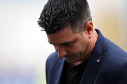 El entrenador del Motagua, Diego Vazquez, dice que el arbitraje de Saíd Martínez condicionó el partido que perdieron 2-0 frente al Olimpia. Foto Juan Salgado